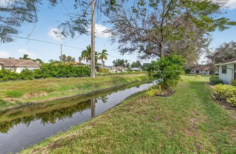 9825 Tabebuia Tree Drive Boynton Beach FL 33436