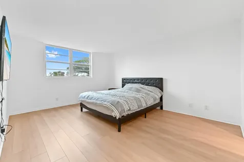 5700 NW 2nd Avenue Boca Raton FL 33487