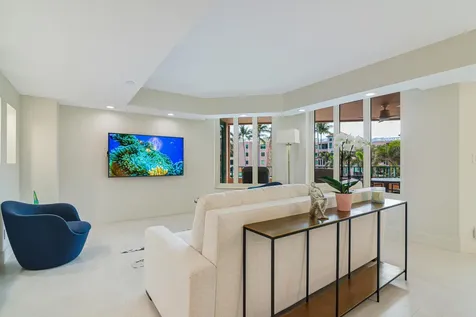 100 SE 5th Avenue Boca Raton FL 33432