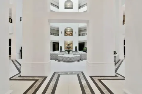 100 SE 5th Avenue Boca Raton FL 33432