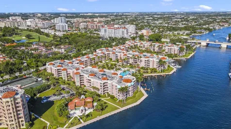 100 SE 5th Avenue Boca Raton FL 33432