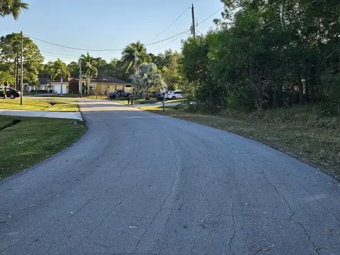 5436 NW Briscoe Drive Port Saint Lucie FL 34986