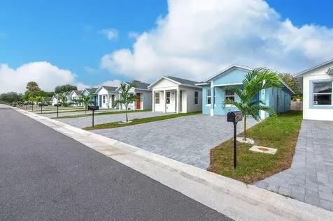 3177 Hiawatha Avenue West Palm Beach FL 33409
