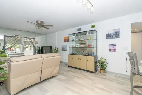 2600 Ne 1st Lane Boynton Beach FL 33435