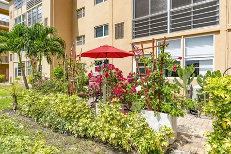 2600 Ne 1st Lane Boynton Beach FL 33435