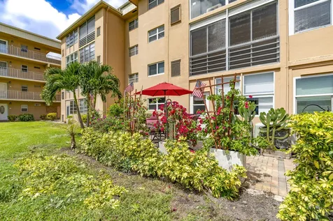 2600 Ne 1st Lane Boynton Beach FL 33435