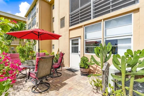 2600 Ne 1st Lane Boynton Beach FL 33435