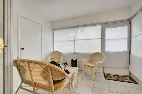 282 Cape Cod Circle Lake Worth FL 33467