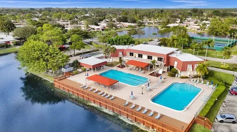282 Cape Cod Circle Lake Worth FL 33467