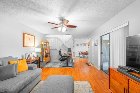 3204 Se Guenevere Lane Port Saint Lucie FL 34952