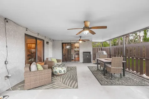 3204 Se Guenevere Lane Port Saint Lucie FL 34952