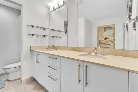 3330 Ne 190th Street Aventura FL 33180