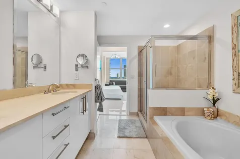 3330 Ne 190th Street Aventura FL 33180