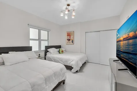 3330 Ne 190th Street Aventura FL 33180