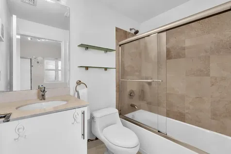3330 Ne 190th Street Aventura FL 33180