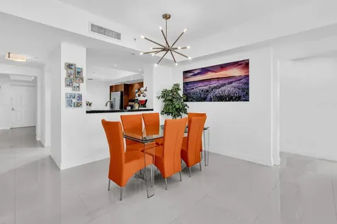 3330 Ne 190th Street Aventura FL 33180