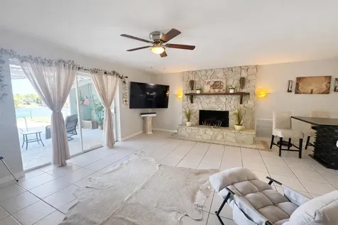 5812 Killarney Avenue Fort Pierce FL 34951