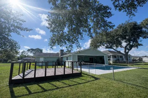 5812 Killarney Avenue Fort Pierce FL 34951