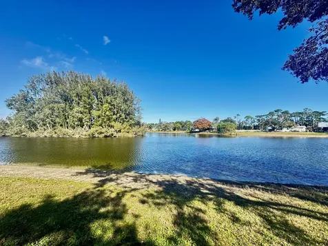 5812 Killarney Avenue Fort Pierce FL 34951