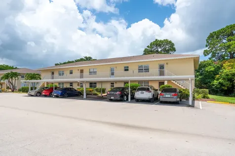 2950 Se Ocean Boulevard Stuart FL 34996