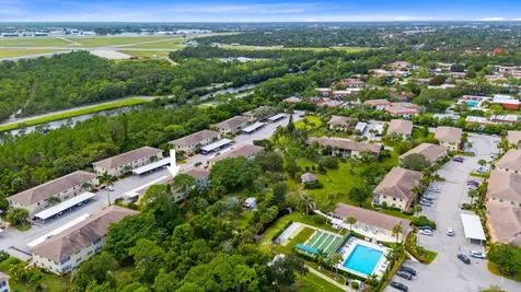 2950 Se Ocean Boulevard Stuart FL 34996