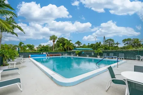 2950 Se Ocean Boulevard Stuart FL 34996