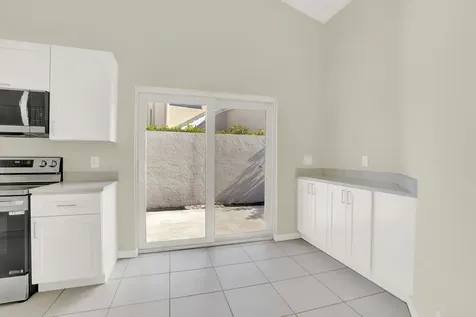 21 Selby Lane Palm Beach Gardens FL 33418