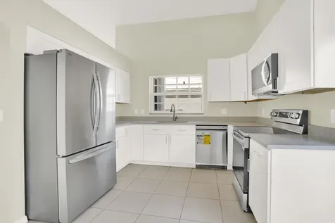 21 Selby Lane Palm Beach Gardens FL 33418