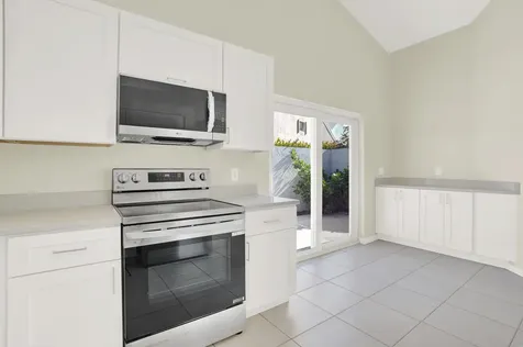 21 Selby Lane Palm Beach Gardens FL 33418