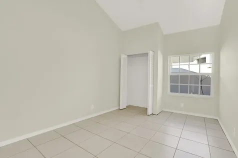 21 Selby Lane Palm Beach Gardens FL 33418