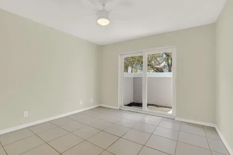 21 Selby Lane Palm Beach Gardens FL 33418