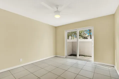 21 Selby Lane Palm Beach Gardens FL 33418