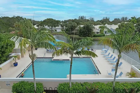 21 Selby Lane Palm Beach Gardens FL 33418