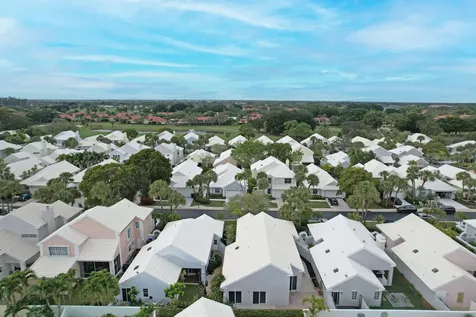 21 Selby Lane Palm Beach Gardens FL 33418