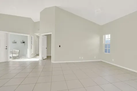 21 Selby Lane Palm Beach Gardens FL 33418