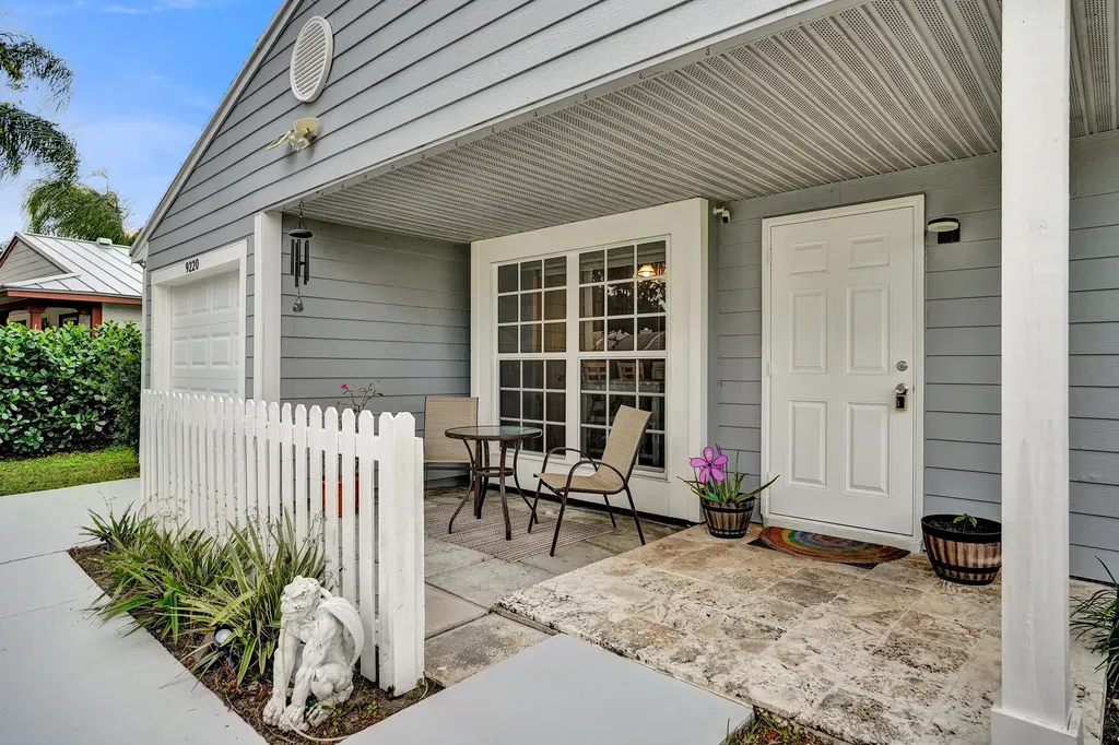 9220 Carma Drive Boynton Beach FL 33472