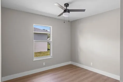 4611 Sunset Boulevard Fort Pierce FL 34982