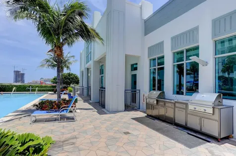 300 S Australian Avenue West Palm Beach FL 33401