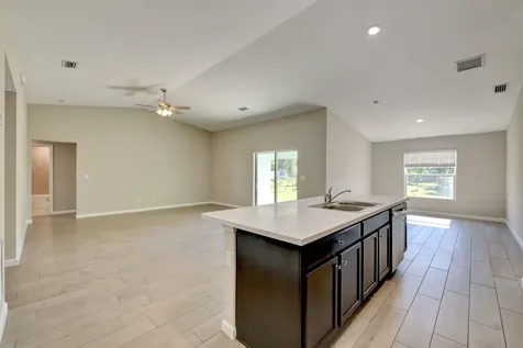 5213 Nw W Piper Circle Port Saint Lucie FL 34986