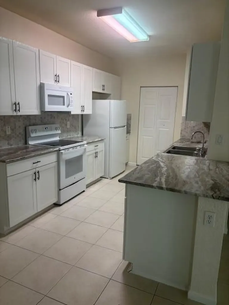 3557 Forest Hill Boulevard Palm Springs FL 33406