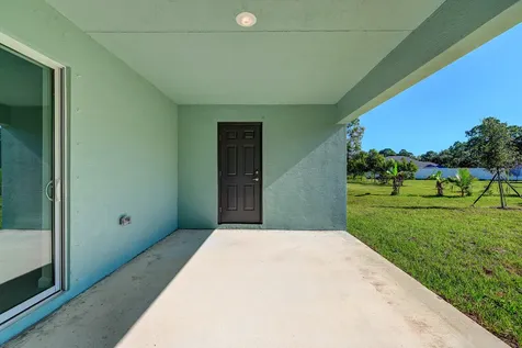 1601 Sw Morelia Lane Port Saint Lucie FL 34953