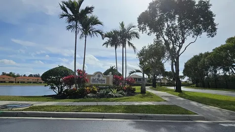 6087 Eaton Street West Palm Beach FL 33411
