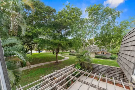 108 1st Terrace Palm Beach Gardens FL 33418