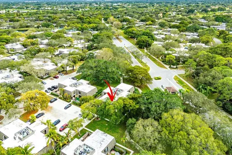 108 1st Terrace Palm Beach Gardens FL 33418