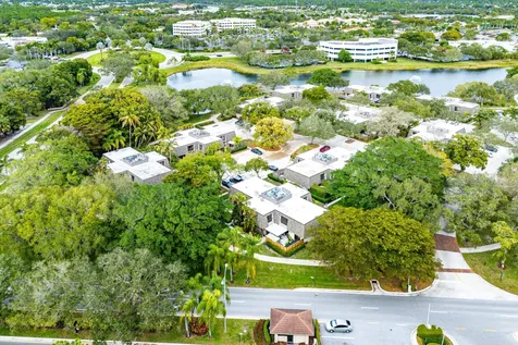 108 1st Terrace Palm Beach Gardens FL 33418
