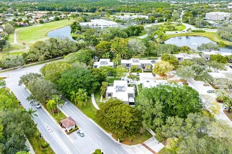 108 1st Terrace Palm Beach Gardens FL 33418