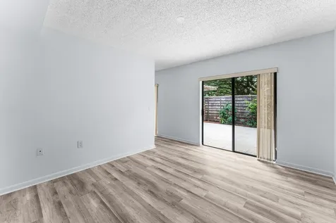 108 1st Terrace Palm Beach Gardens FL 33418