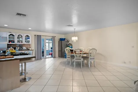 5772 N Haverhill Road West Palm Beach FL 33407