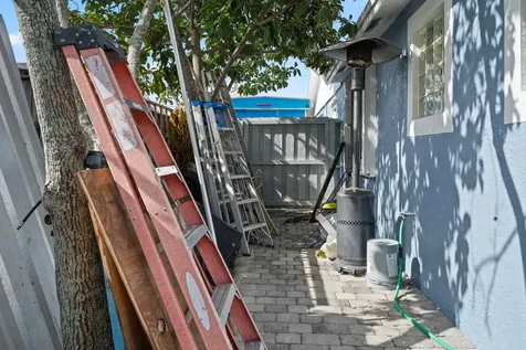 5772 N Haverhill Road West Palm Beach FL 33407