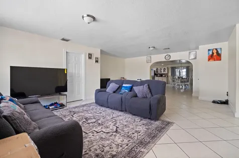5772 N Haverhill Road West Palm Beach FL 33407